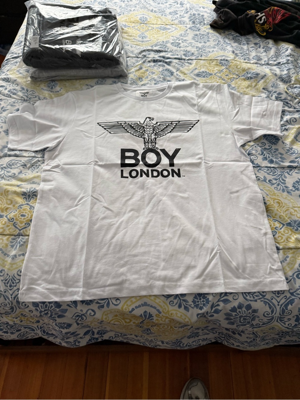Boy London Men’s Eagle Logo T Shirt size XL